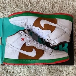 cali bears nike sb dunks